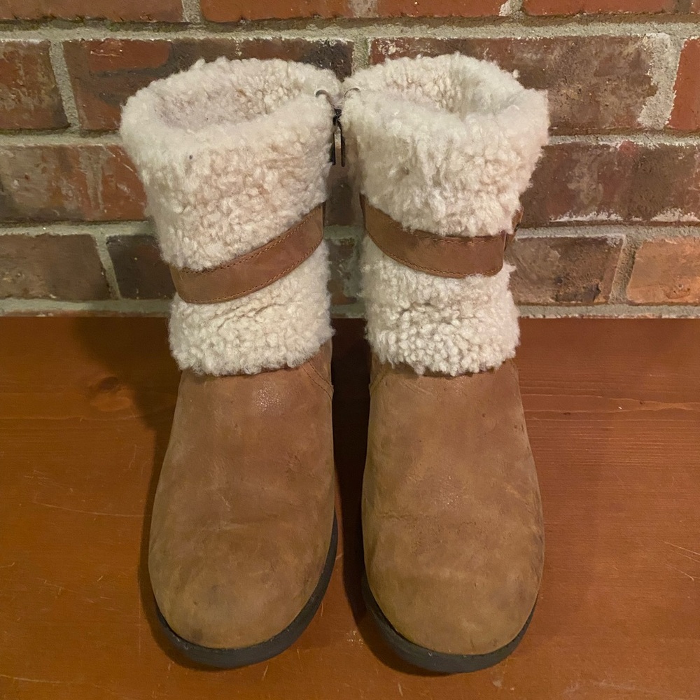UGG BLYRE ll - Picture 3 of 9